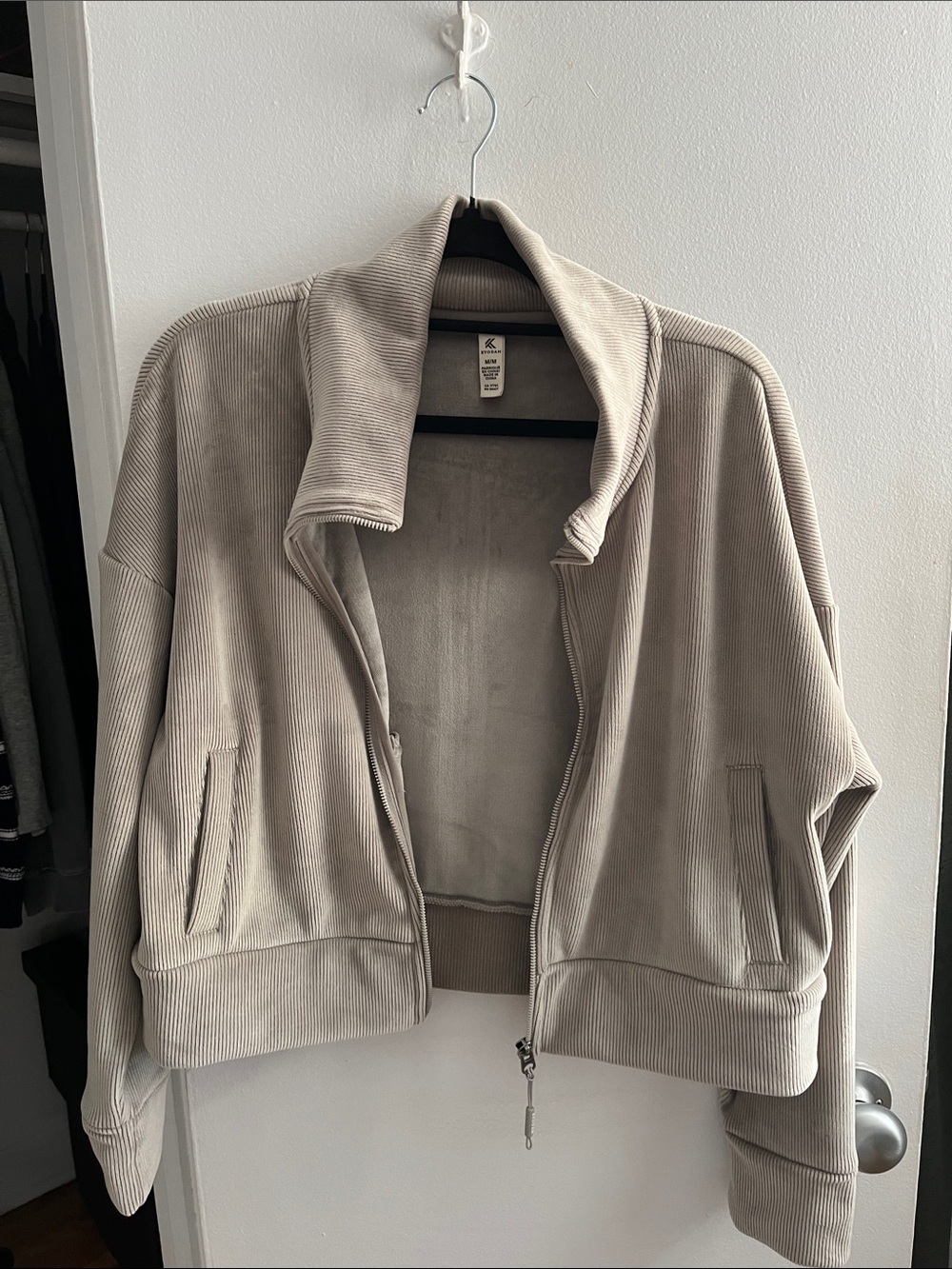 Light jacket - Picture 6 of 9